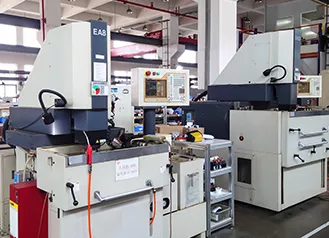 射出成型機写真 射出成型機写真